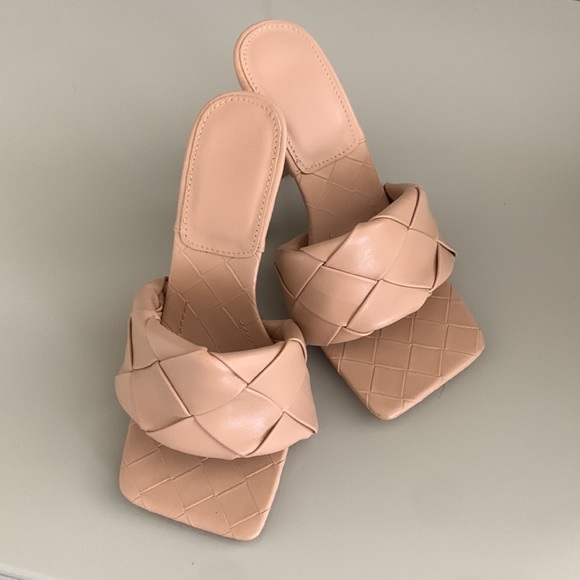 Woven Square Toe Mules - Picture 7 of 9